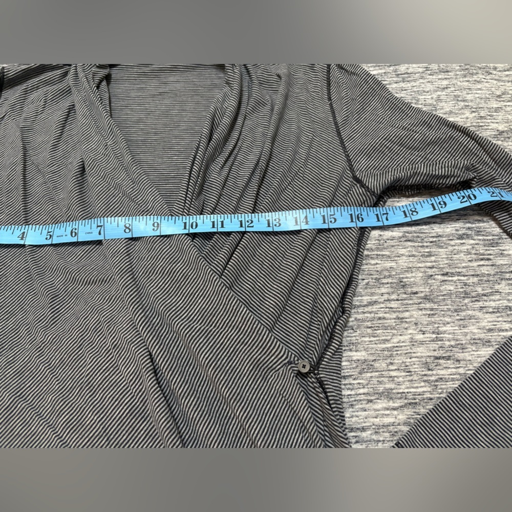 Lululemon Crossed Front Long Sleeve Size Small - Picture 2 of 6